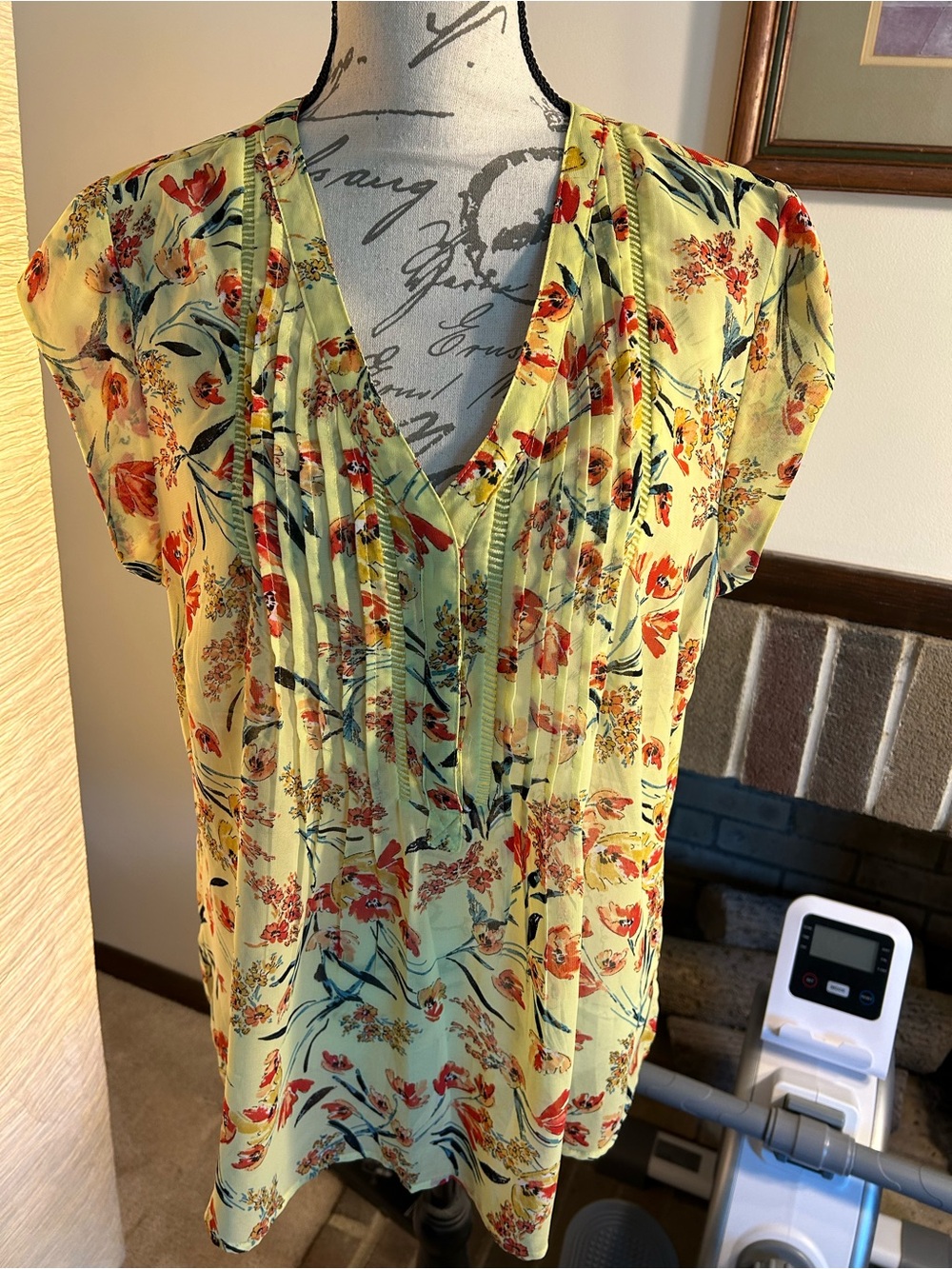Yellow Floral V-Neck Cap Sleeve Blouse